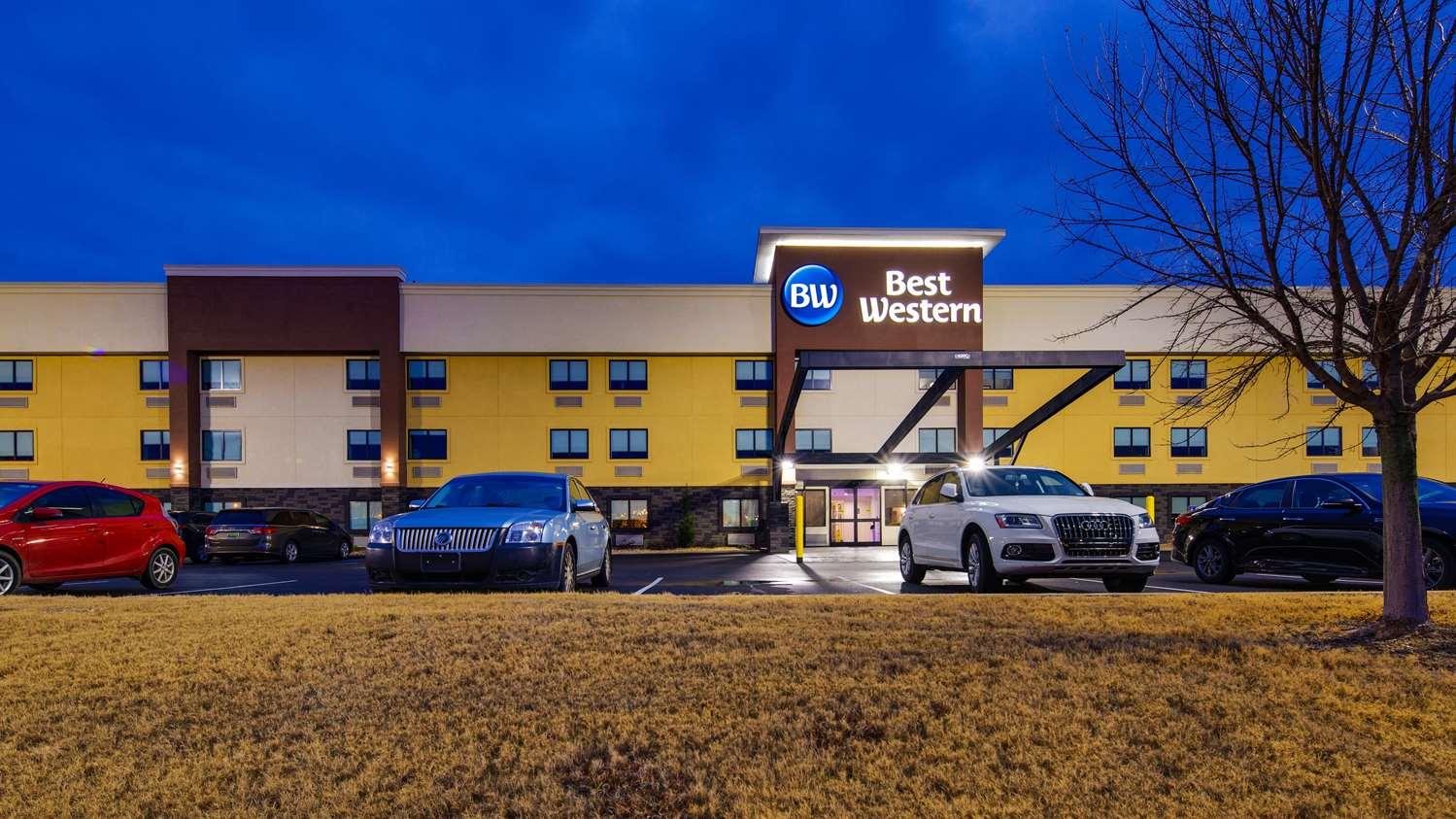 Best Western Huntsville Buitenkant foto